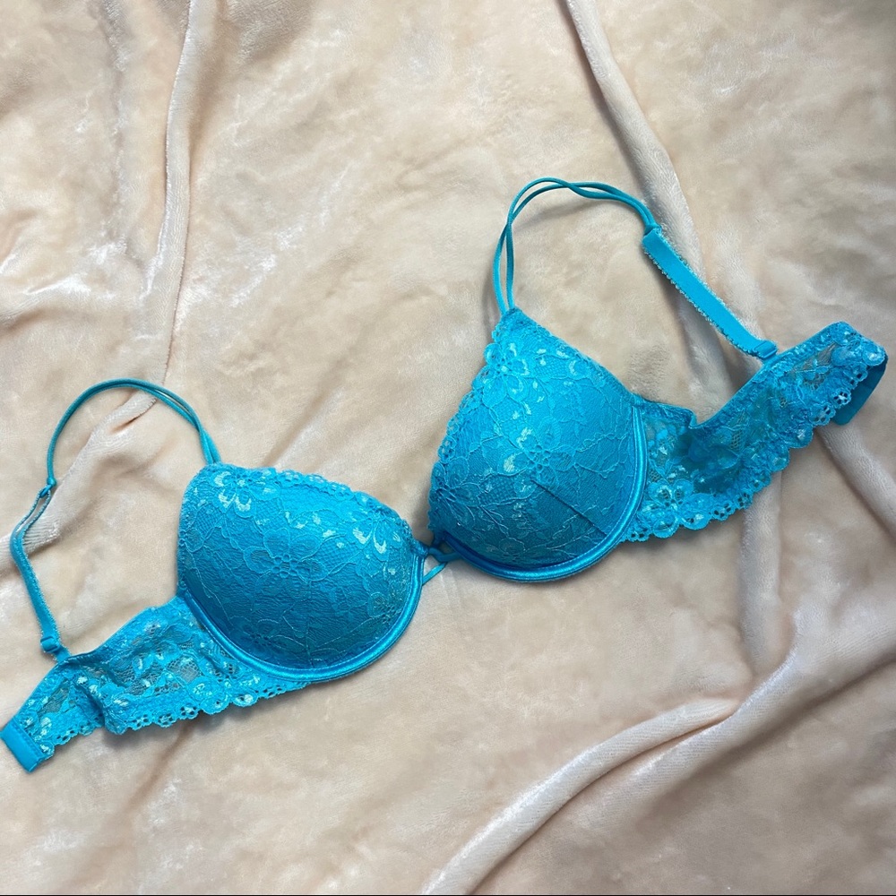 Sexy women's push-up bra blue lace trim size 34B